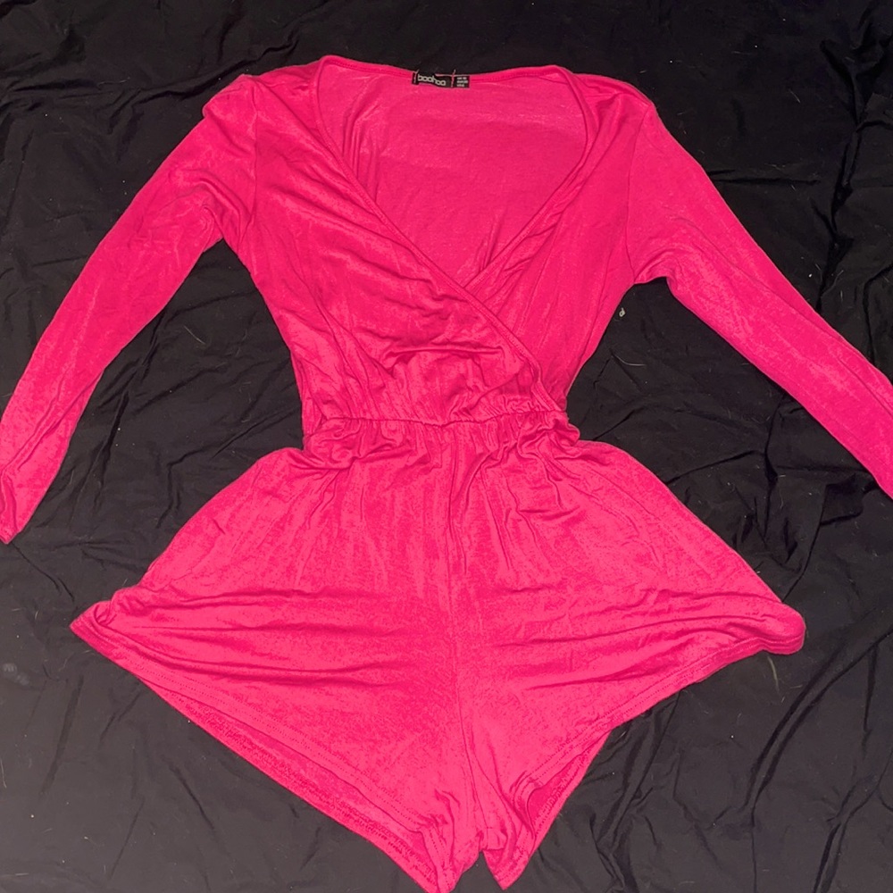 Hot pink romper! Size 6, but could fit smaller sizes too!